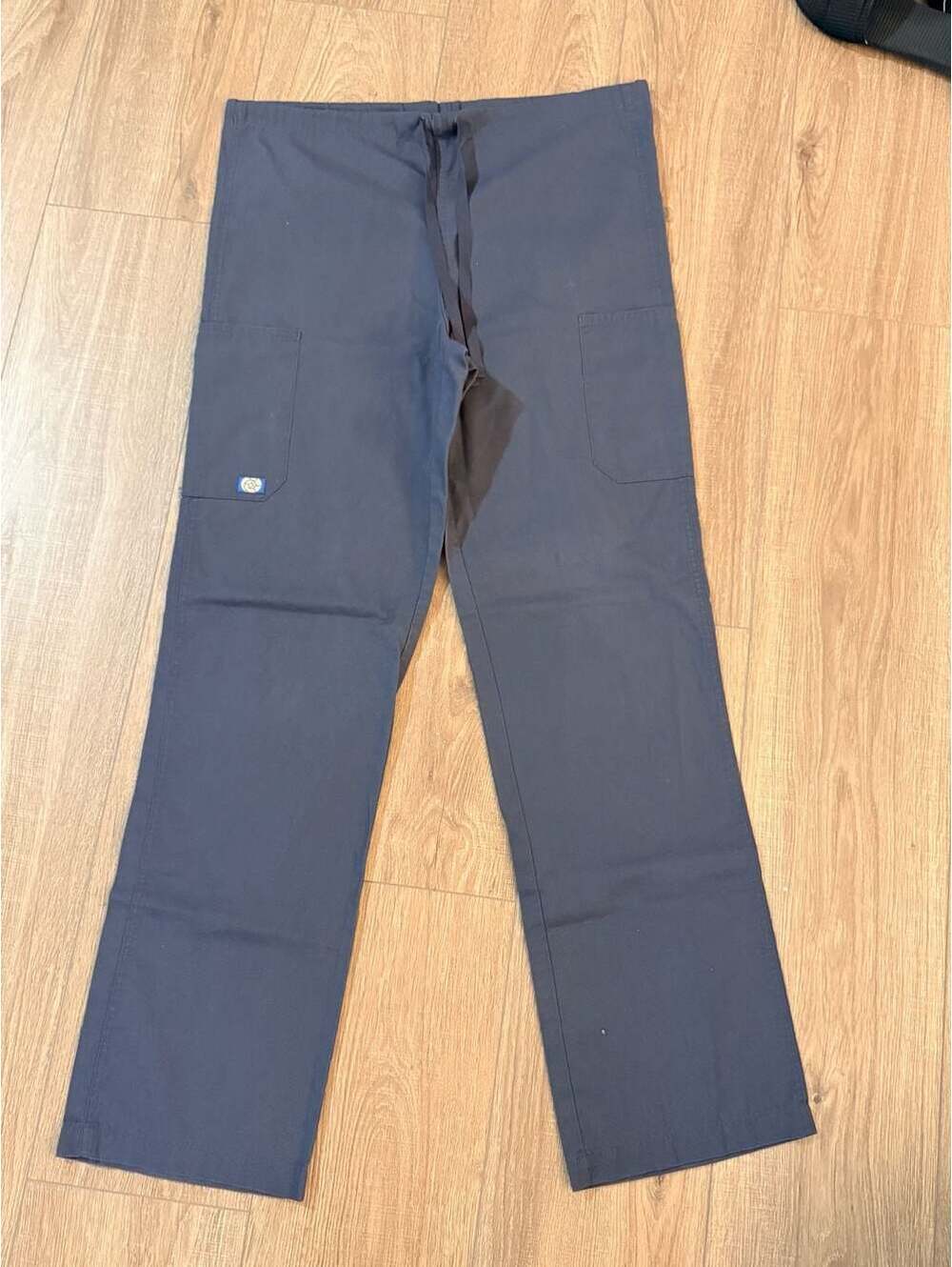 Women’s XS Scrubs Pants Bundle